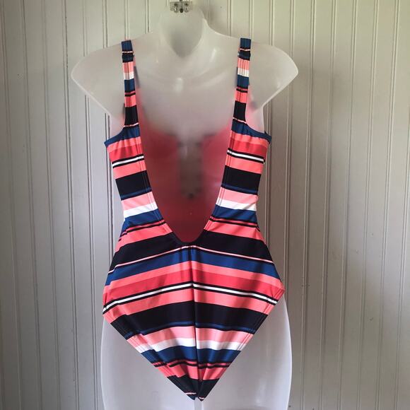 MICHAEL Michael Kors Retail $126 Striped Chain One Piece Swimsuit Size 10 - Picture 4 of 7